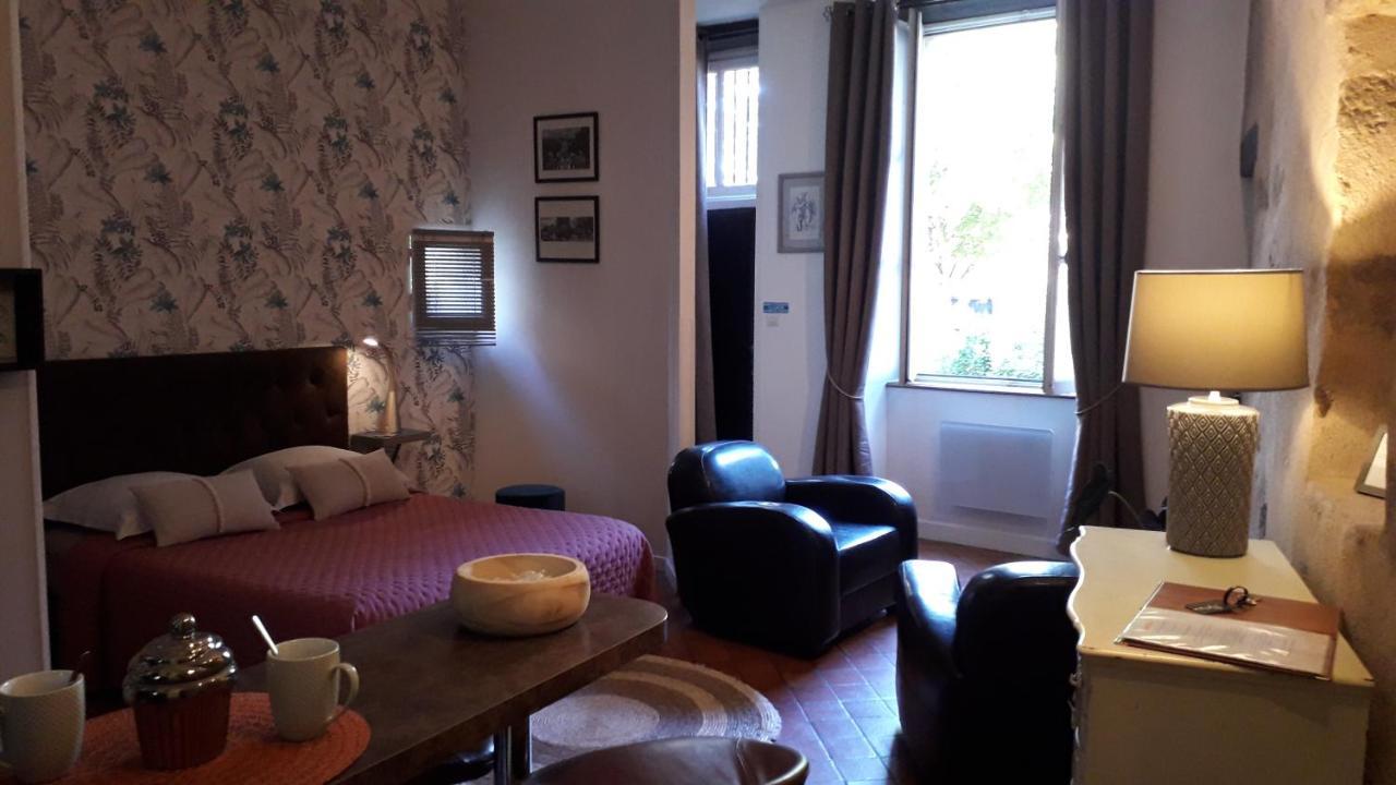 Logis Louisblanc, Muraille Romaine, Lit Queen-Size, Centre Ville Le Mans Luaran gambar