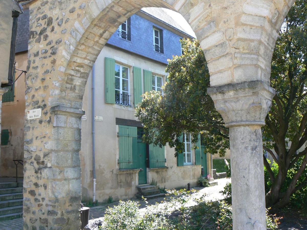 Logis Louisblanc, Muraille Romaine, Lit Queen-Size, Centre Ville Le Mans Luaran gambar